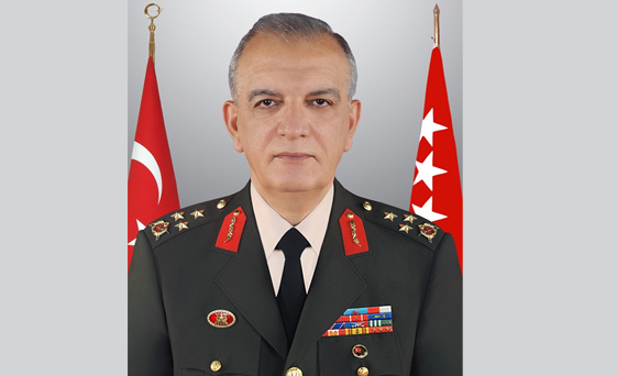 Beklenmeyen Bir Şekilde KTBK Komutanı Korgeneral Ömer Paç emekliye sevk edildi