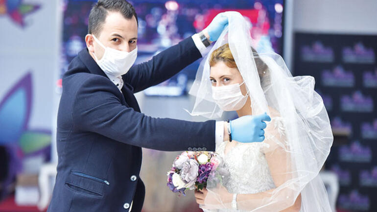 Acil ek kararlar alındı… Düğünlerde maske takılması zorunlu oldu!