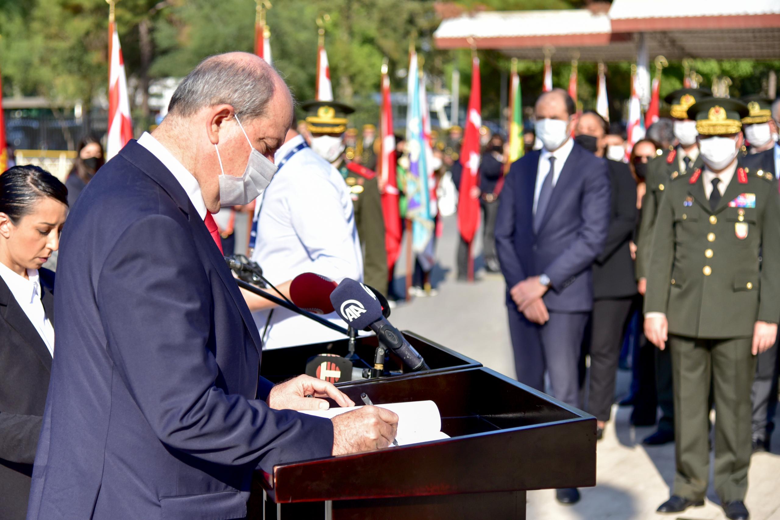 Atatürk Vefatının 82. Yıldönümünde KKTC’de Törenler İle Anılıyor
