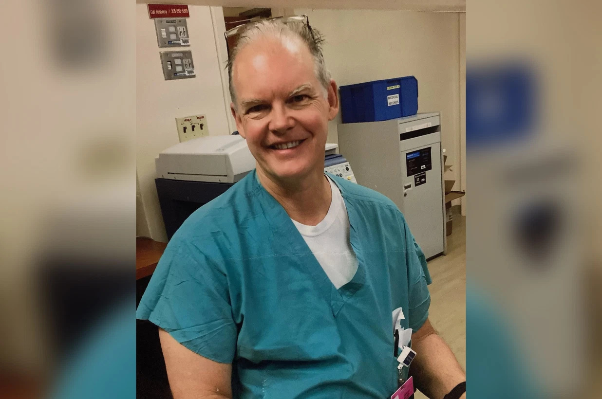 Amerika’da Aşı Olan Bir Doktor 2 Hafta Sonra Hayatını Kaybetti