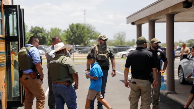 Texas’ta ilkokula silahlı saldırı: 21 ölü
