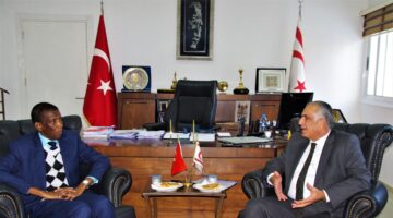 Bakan Çavuşoğlu, Gambiya Devlet Başkan Yardımcısı Joof’u kabul etti