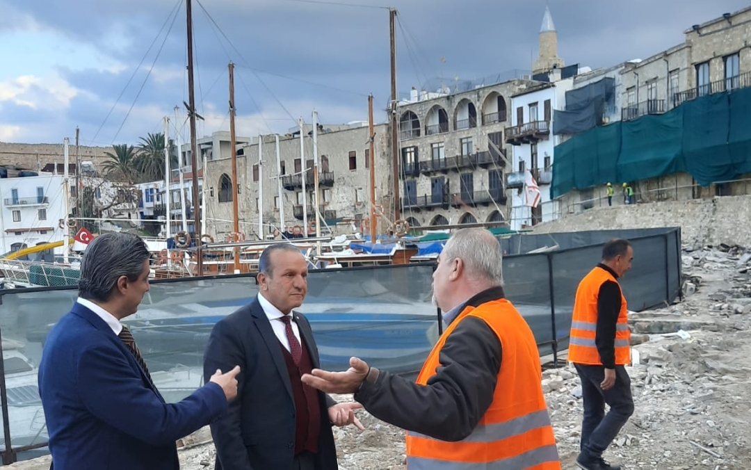 Ataoğlu, Girne Antik Limanı’nı ziyaret etti: Ülke turizminin göz bebeği hayat buluyor